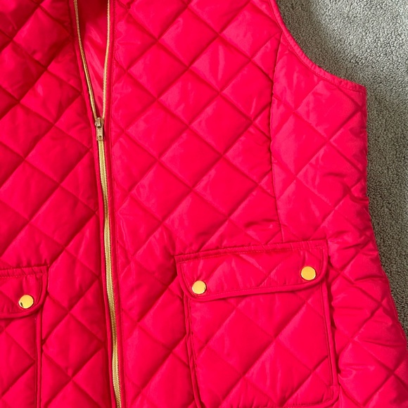 St. Johns Bay Red Gold Accent Puffer Vest Full Zip Front Pockets Woman’s Size 1X - Picture 4 of 10